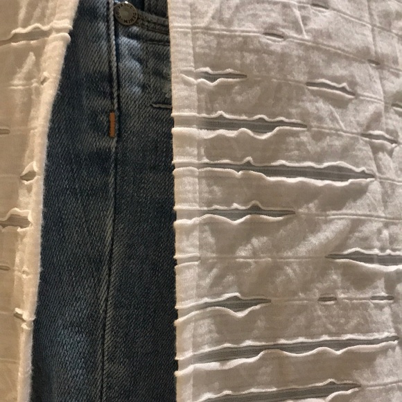 Tunic - Picture 5 of 6